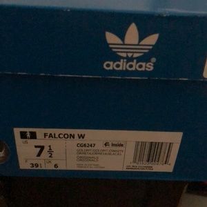 Adidas Falcons women size 7 1/2 new never worn